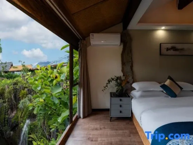 Family Suite with view