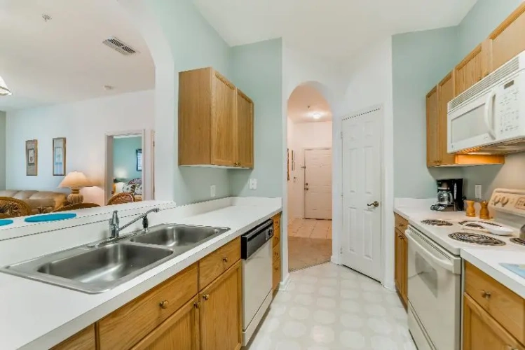 3 Bedrooms Apartment