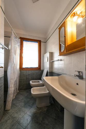 Charming Townhouse With Shared Pool and Garden