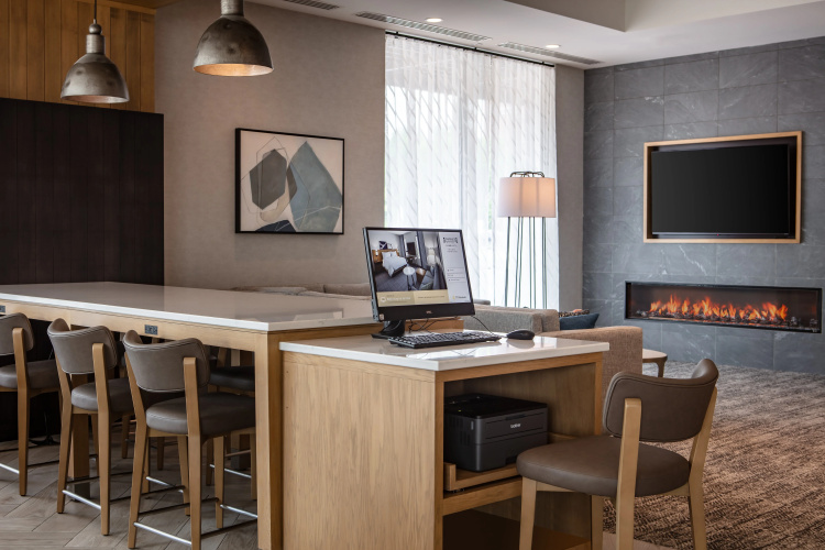 Staybridge Suites Iowa City - Coralville photo 24