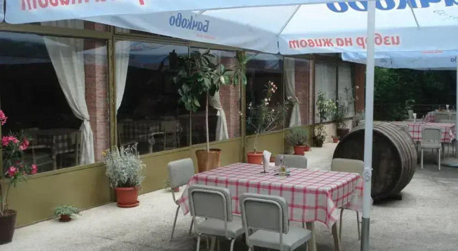 Dabova Gora Hostel