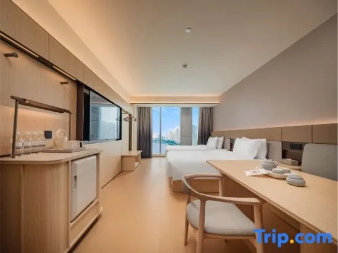 Standard Double room with river view