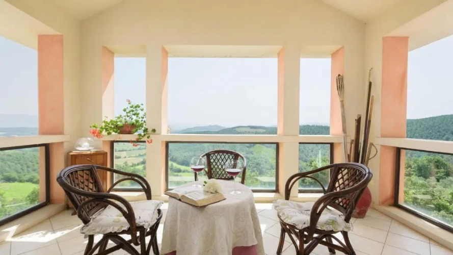 4 Bedrooms Villa