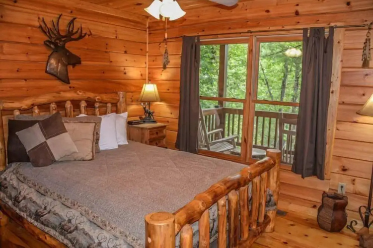 Rocky Lodge