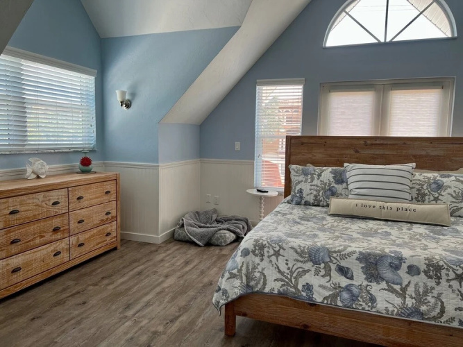 5621 Gulf Drive 3 Bedroom Home by Redawning