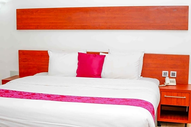 Deluxe Double Suite