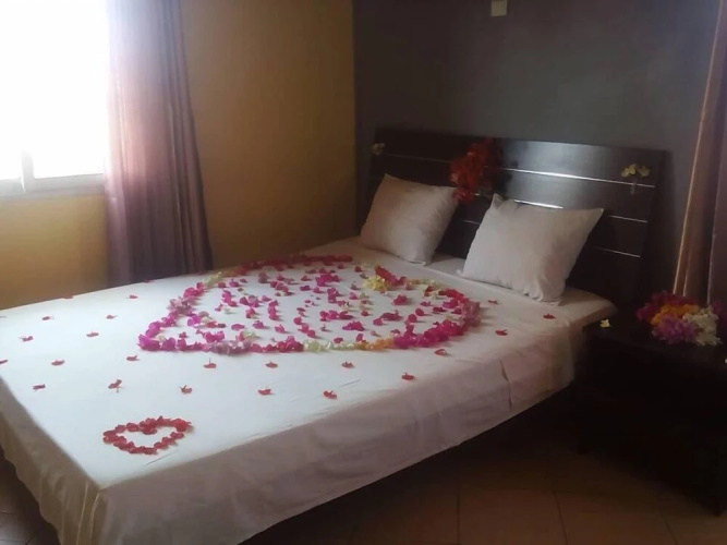 Salama Hotel