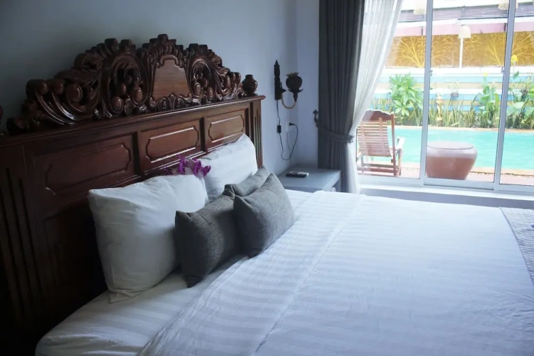 Standard Double room with view