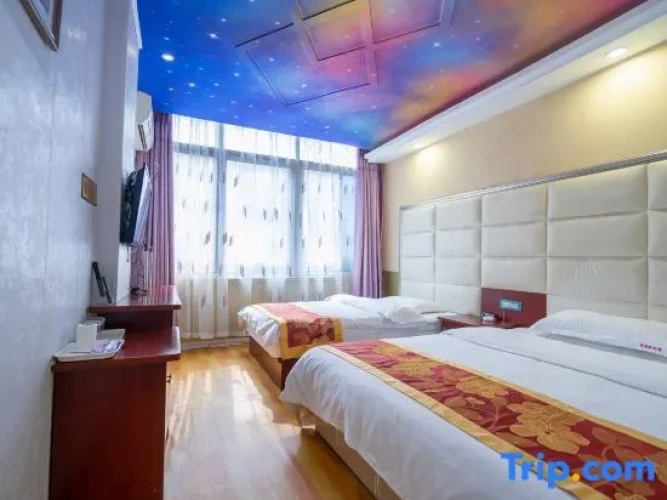 Standard Twin Family room