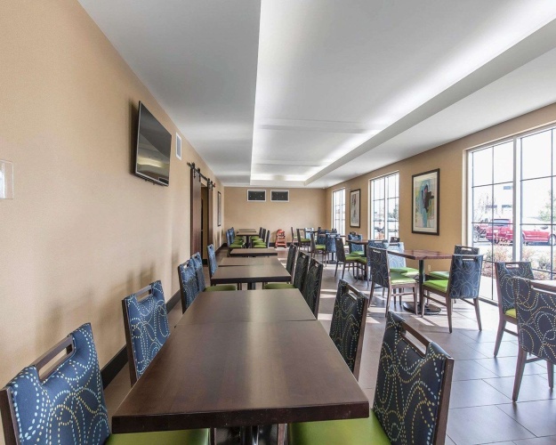 Comfort Inn And Suites Calgary Airport North photo 24