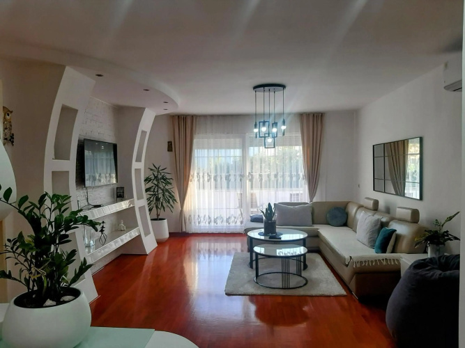 Guest House NO 13