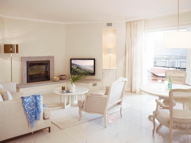 2 Bedrooms Family Suite