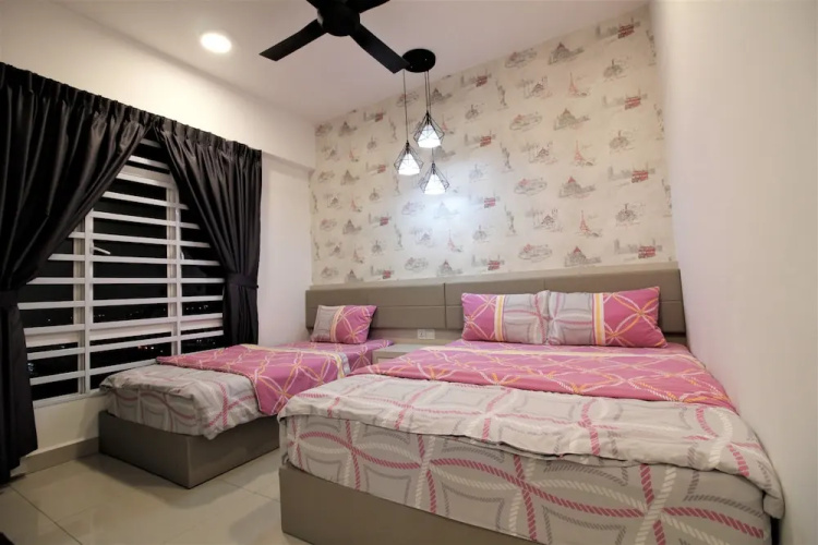 H2H Euro House