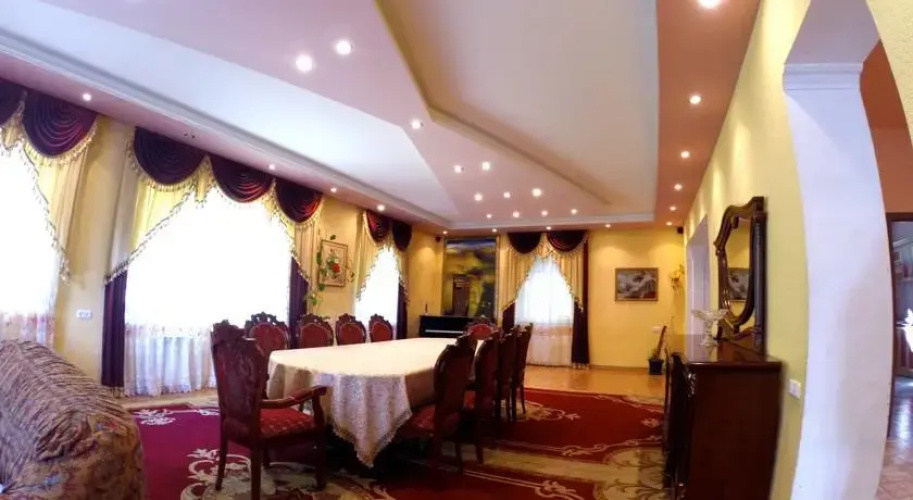 Viardo Hotel