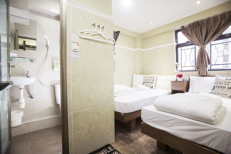 Happy Peach Guest House