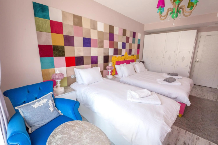 Limnades Hotel