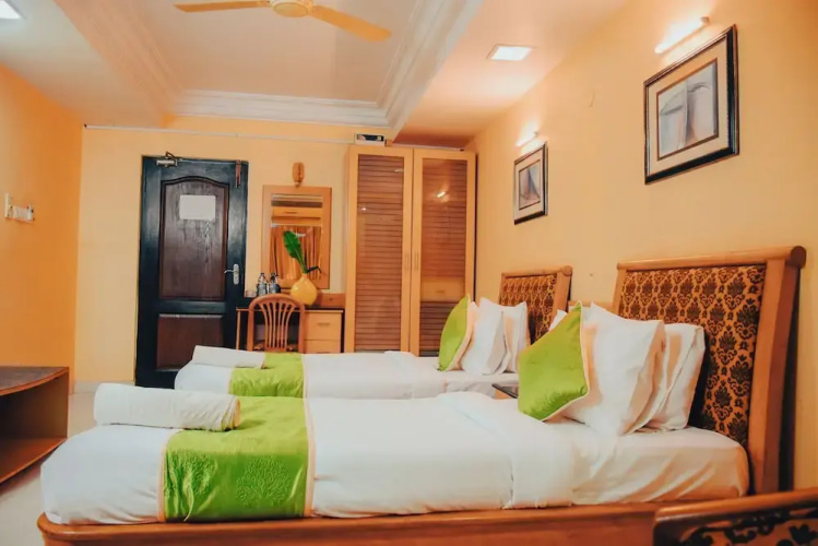 Naksha Tree Hotels - Mogappair