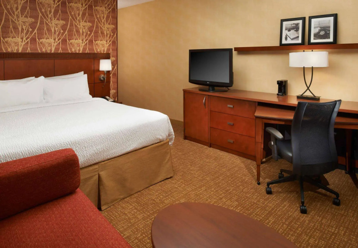 Courtyard by Marriott Cincinnati Blue Ash