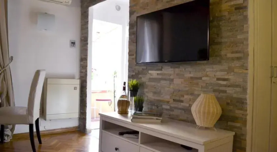 VR exclusive apartments