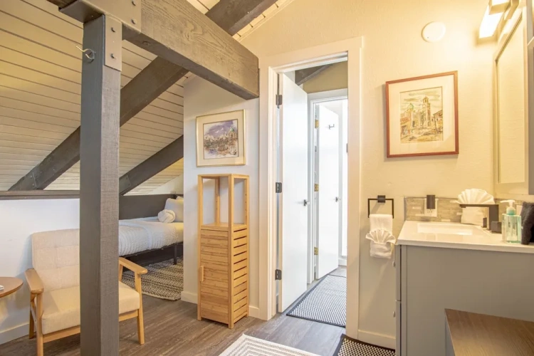 Guest rooms