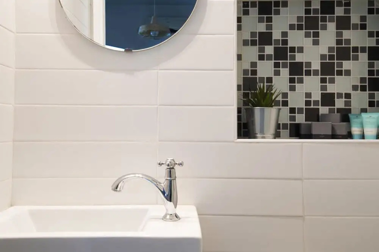 AirTLV Comfortable 3 BDRM in Old North