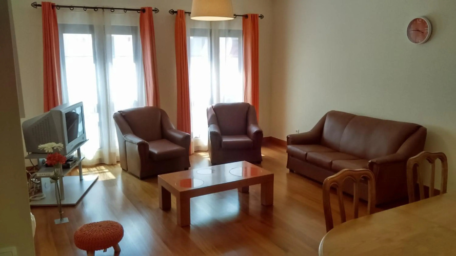 Estacada Apartment