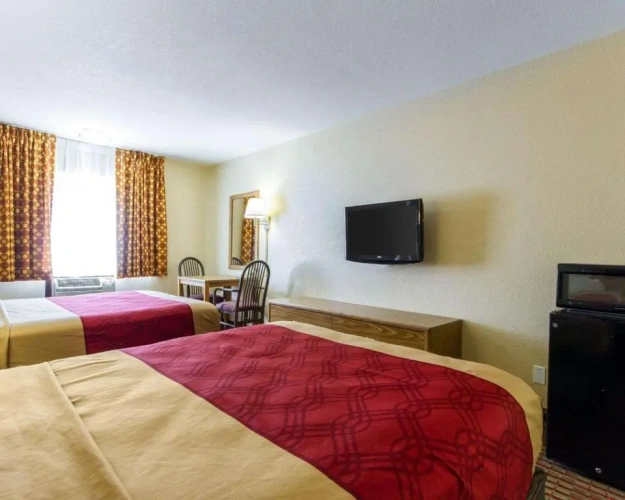Standard Sextuple room