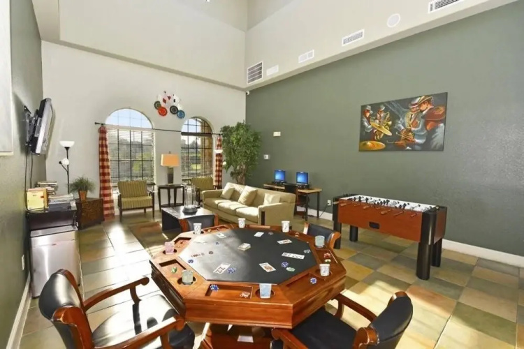 Under The Palms 3 Bedroom Condo by RedAwning