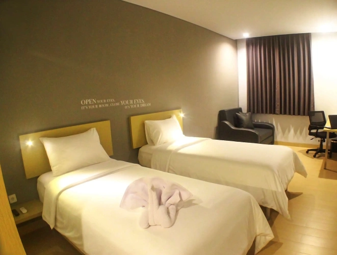 Standard Twin room