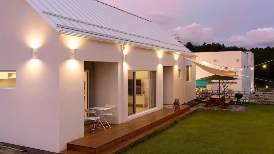3 Bedrooms Standard room with balcony