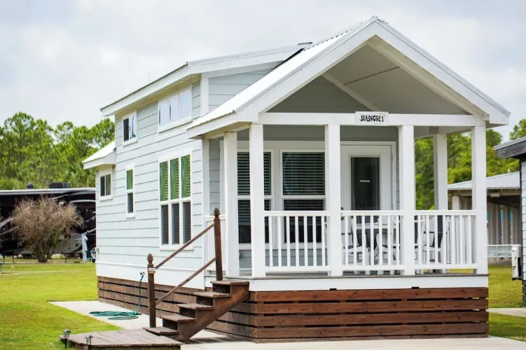 Deluxe Cottage