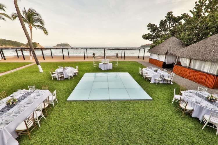 Imagen de Barcelo Huatulco   All Inclusive