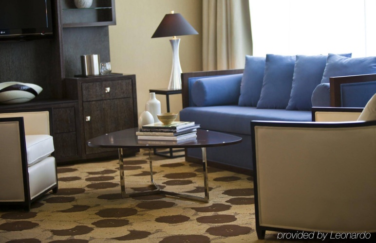 Royal Sonesta Chicago River North photo 7