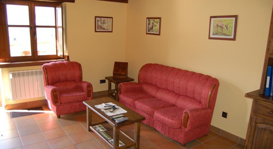 Casas De Aldea Peñanes