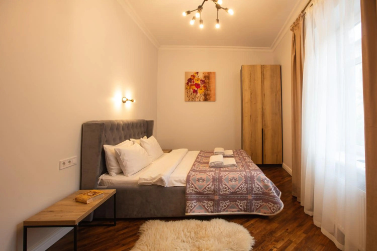 Friends House- сучасні апартаменти в центрі Львова
