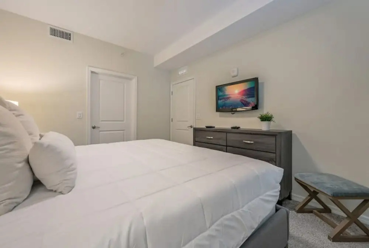 Superb Spacious Condo Prime Resort - Kissimmee, FL