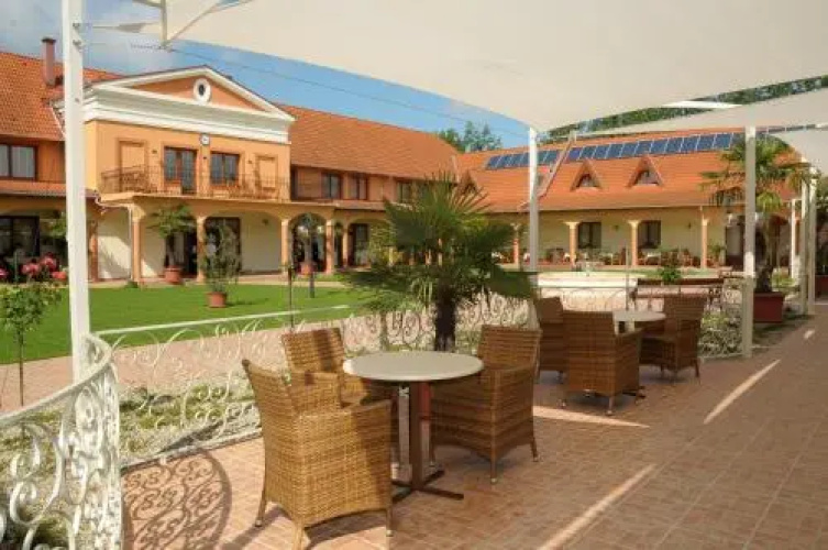 Vinum Hotel