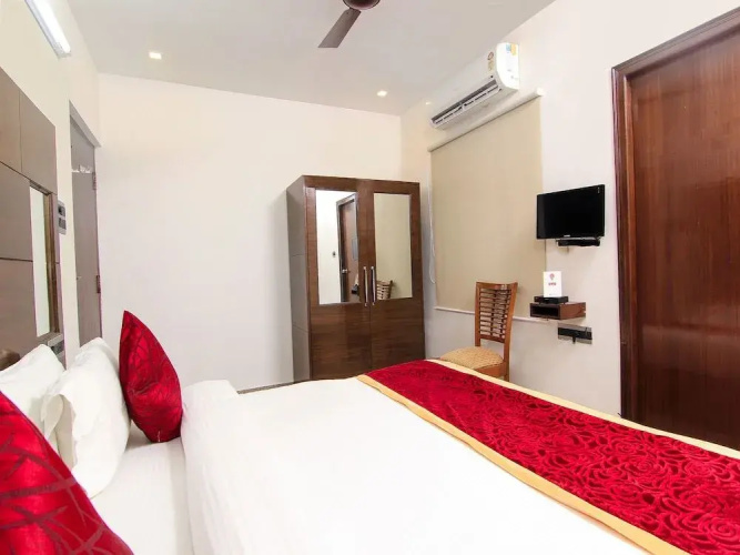 OYO 10073 Hotel Arsh Residency