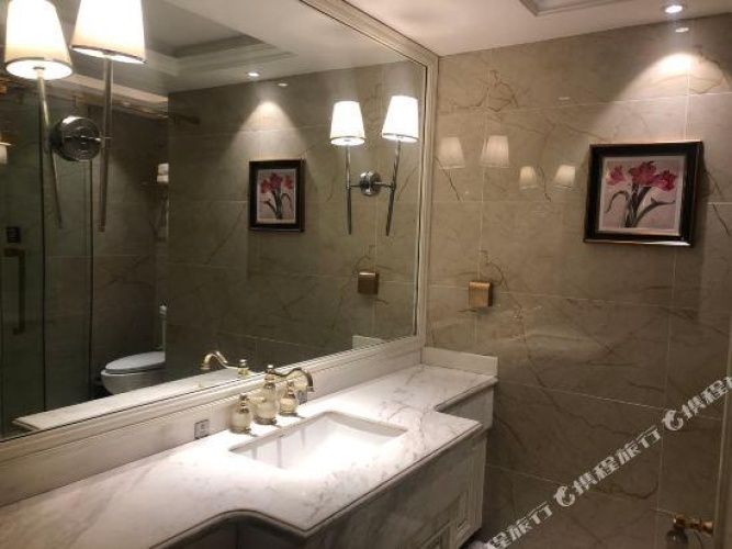 Business Twin Suite