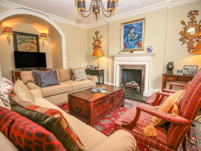 4 Maidens Row