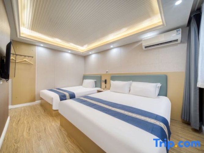 Deluxe Family room