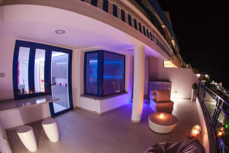 Modern Designer Apartment Taurito