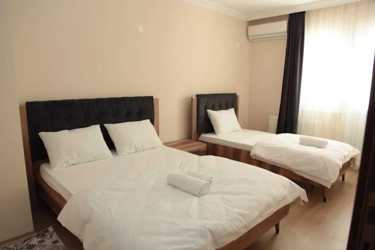 Kivanc Residence