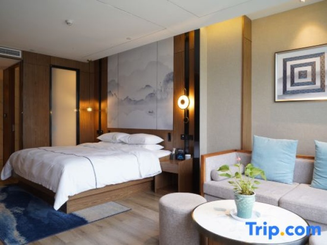 Executive Double room with river view