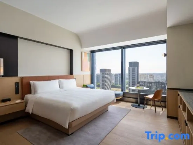 Deluxe Double room with garden view