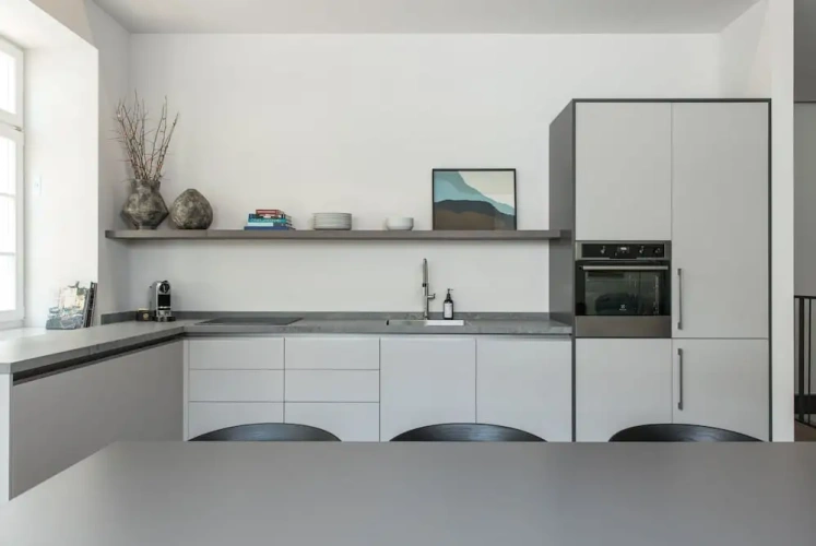 3 Bedrooms Family Apartment with garden view