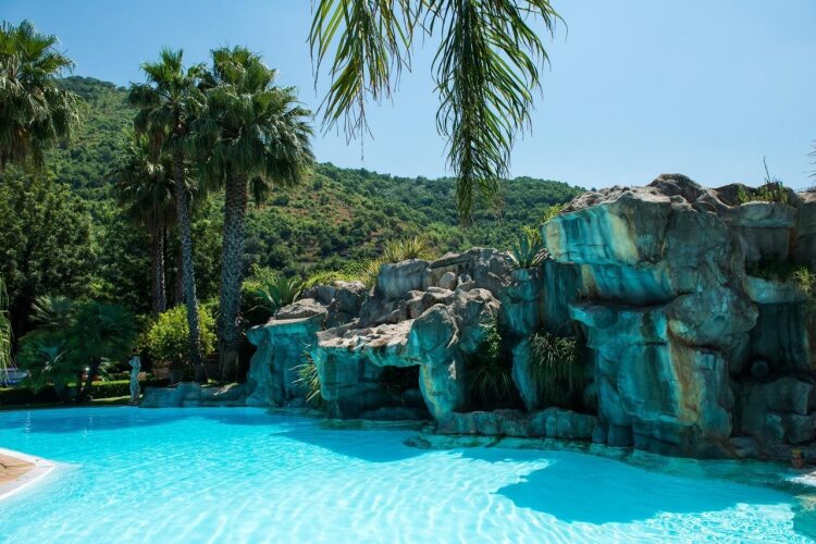 Hotel Villa AlbaniOver view