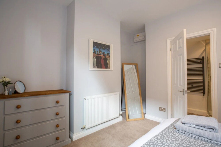 Castle Street Apartment