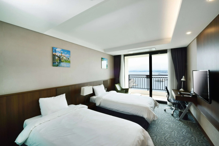 Ramada Sokcho Hotel