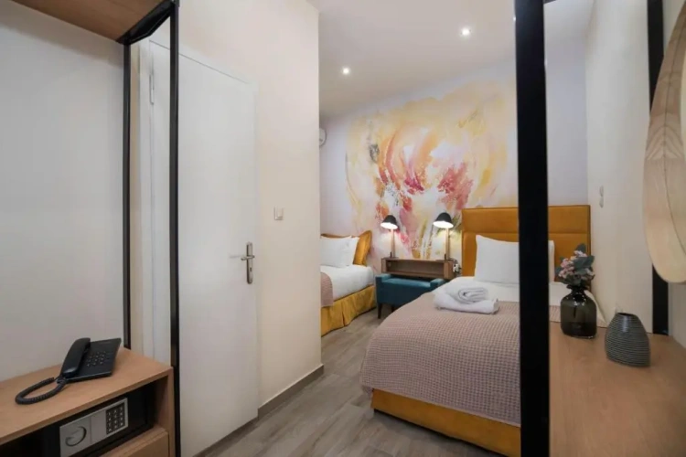 Standard Twin room